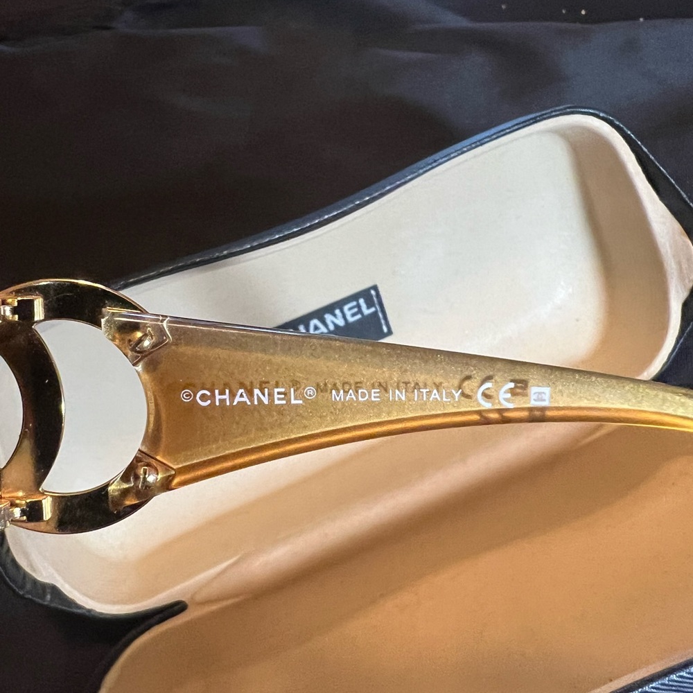Authentic CHANEL Sunglasses Brown/Dark Red and Gold Logo Model 6014 - Picture 5 of 14